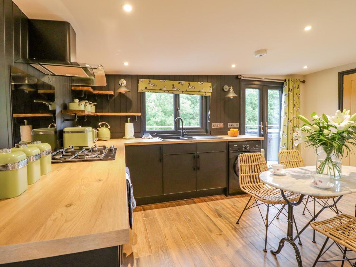 The Cabin At Evelyns Retreat Corwen Buitenkant foto